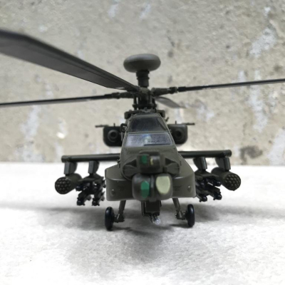 Mô hình máy bay Trực Thăng AH-64 Apache tỷ lệ 1:72