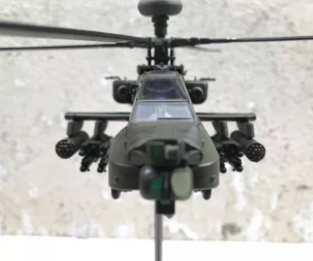 ​Mô hình máy bay Trực Thăng AH-64 Apache tỷ lệ 1:72