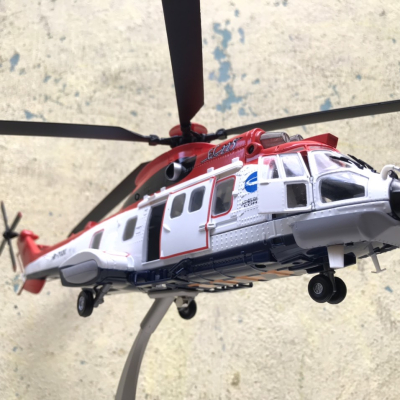 Mô hình máy bay Trực Thăng EC225 Super Puma tỷ lệ 1:48