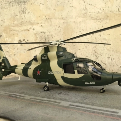 Mô hình máy bay Trực Thăng Ka-60 Kasatka tỷ lệ 1:32