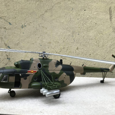 Mô hình máy bay Trực Thăng M-171 tỷ lệ  1:48