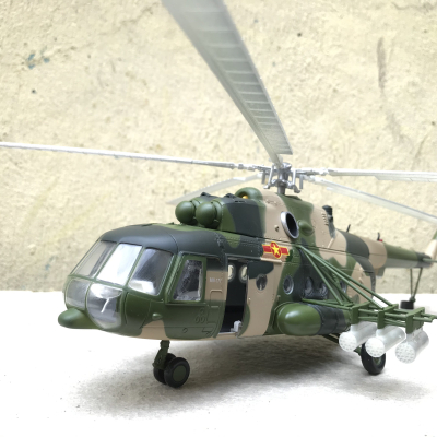 Mô hình máy bay Trực Thăng M-171 tỷ lệ  1:48