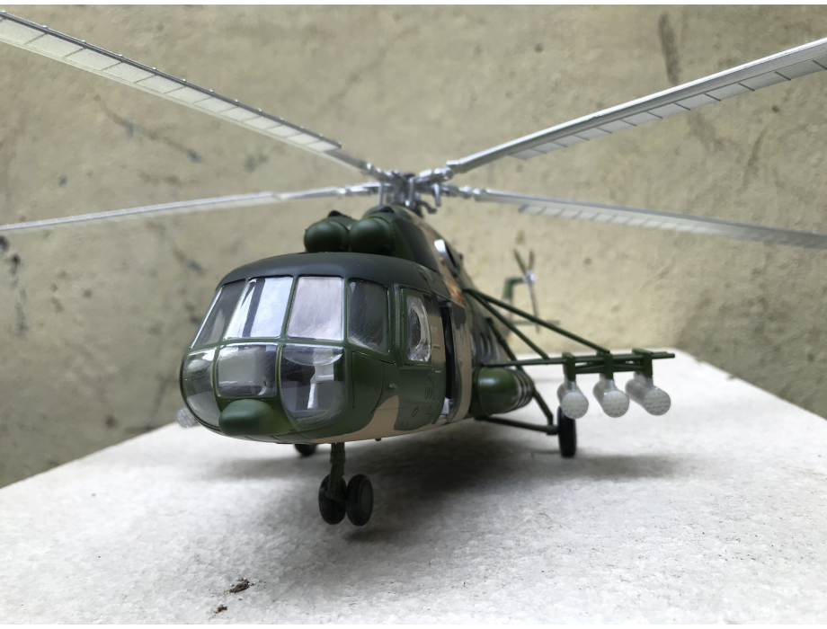 Mô hình máy bay Trực Thăng M-171 tỷ lệ 1:48 Mô hình máy bay Trực Thăng M-171 tỷ lệ 1:48