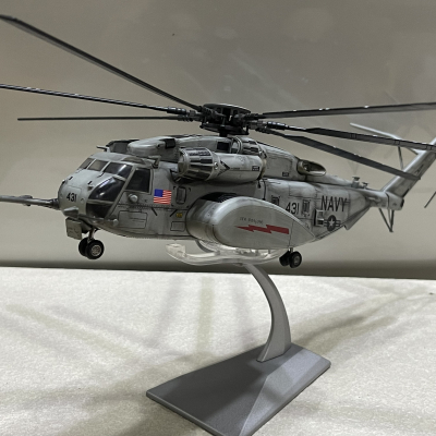 ​Mô hình máy bay Trực Thăng  MH-53E tỷ lệ 1:72
