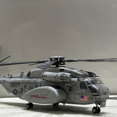 ​Mô hình máy bay Trực Thăng  MH-53E tỷ lệ 1:72