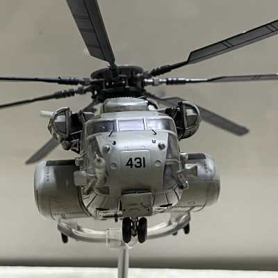 ​Mô hình máy bay Trực Thăng  MH-53E tỷ lệ 1:72