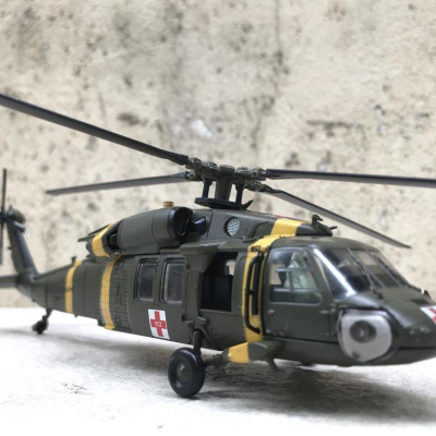 Mô hình máy bay Trực Thăng UH-60 Black Hawk tỷ lệ 1:72