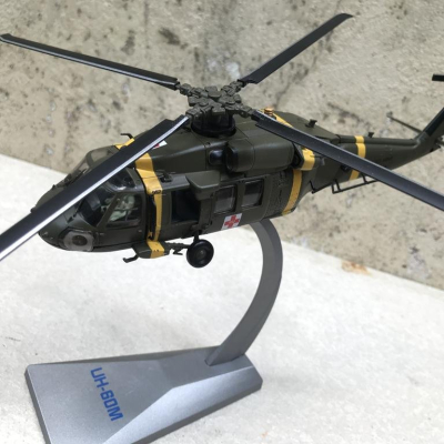 Mô hình máy bay Trực Thăng UH-60 Black Hawk tỷ lệ 1:72