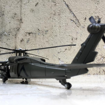 Mô hình máy bay Trực Thăng UH-60 Black Hawk tỷ lệ 1:72