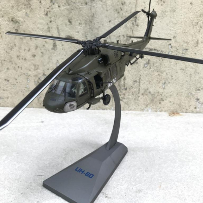 Mô hình máy bay Trực Thăng UH-60M Black Hawk NATO tỷ lệ 1:72