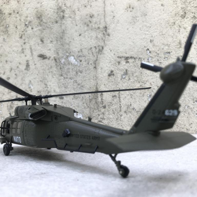 Mô hình máy bay Trực Thăng UH-60M Black Hawk NATO tỷ lệ 1:72