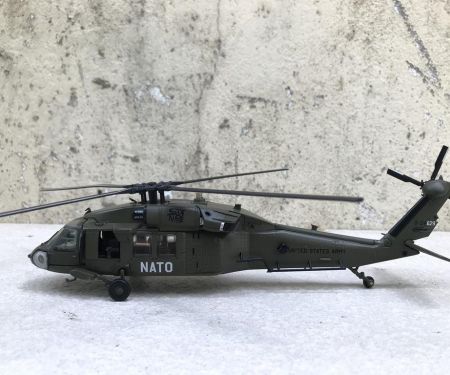 ​Mô hình máy bay Trực Thăng UH-60M Black Hawk NATO tỷ lệ 1:72