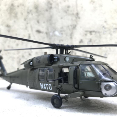 Mô hình máy bay Trực Thăng UH-60M Black Hawk NATO tỷ lệ 1:72