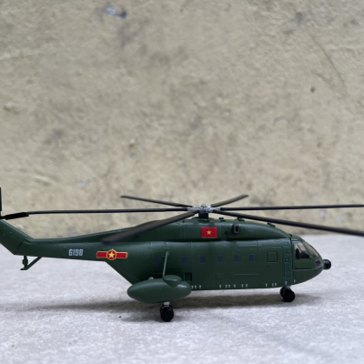 Mô hình máy bay Trực Thăng vận tải Z-8  tỷ lệ 1:144
