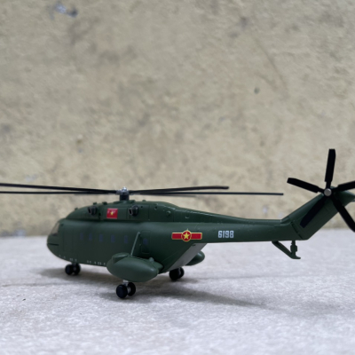 Mô hình máy bay Trực Thăng vận tải Z-8  tỷ lệ 1:144