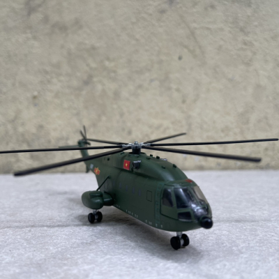 Mô hình máy bay Trực Thăng vận tải Z-8  tỷ lệ 1:144
