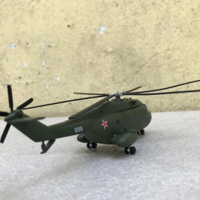 Mô hình máy bay Trực Thăng Z-8 tỷ lệ 1:144