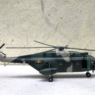 Mô hình máy bay Trực Thăng Z-8 tỷ lệ 1:60