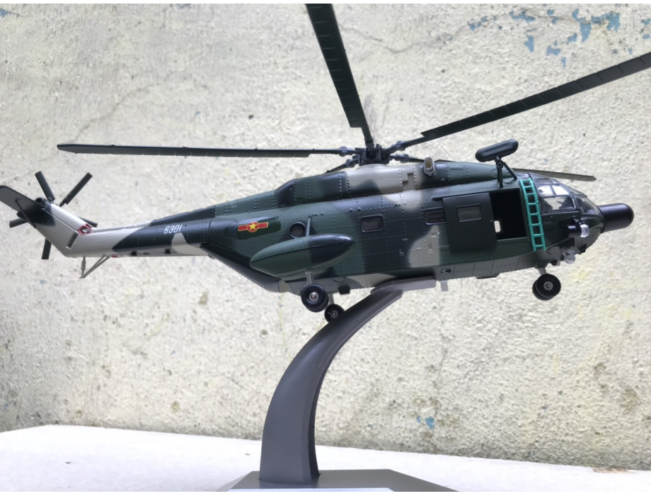 Mô hình máy bay Trực Thăng Z-8 tỷ lệ 1:60 Mô hình máy bay Trực Thăng Z-8 tỷ lệ 1:60