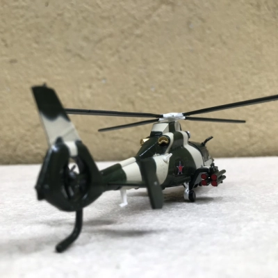 Mô hình máy bay Trực Thăng Z-9 tỷ lệ 1:100