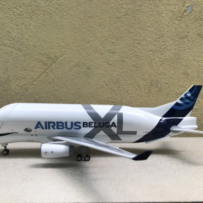 Mô hình máy bay vận tải AIRBUS Beluga tỷ lệ 1:150