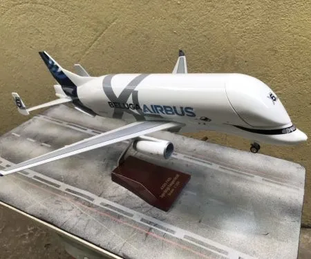 ​Mô hình máy bay vận tải AIRBUS Beluga tỷ lệ 1:150