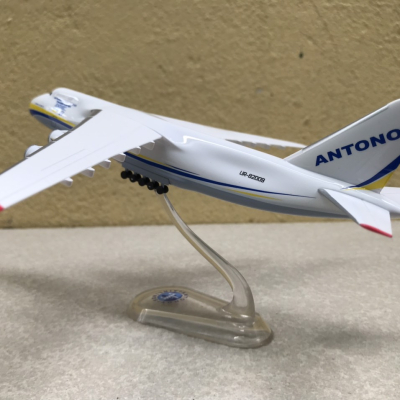 Mô hình máy bay Vận tải An-124 Antonov AIRLINE tỷ lệ 1:400