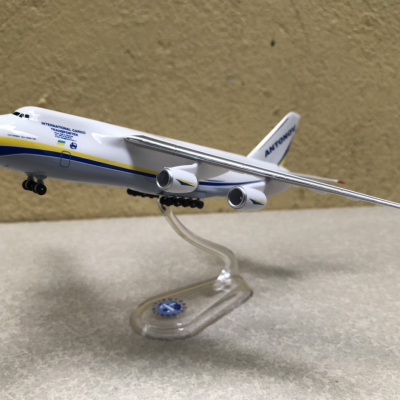 Mô hình máy bay Vận tải An-124 Antonov AIRLINE tỷ lệ 1:400
