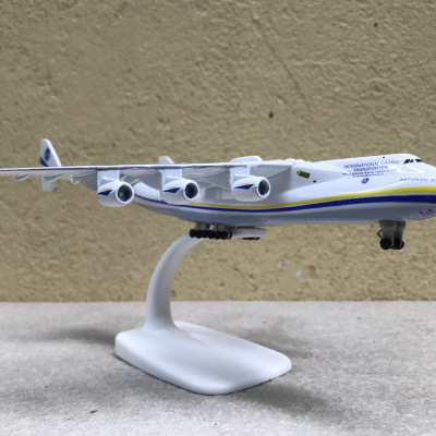 Mô hình máy bay Vận tải An-225 Antonov AIRLINE tỷ lệ 1:500
