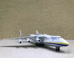 ​Mô hình máy bay Vận tải An-225 Antonov AIRLINE tỷ lệ 1:500