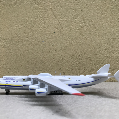Mô hình máy bay Vận tải An-225 Antonov AIRLINE tỷ lệ 1:500