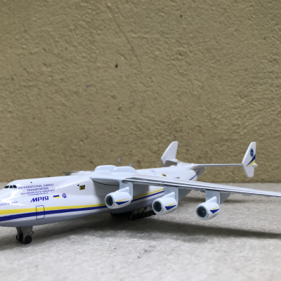 Mô hình máy bay Vận tải An-225 Antonov AIRLINE tỷ lệ 1:500