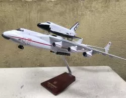 ​Mô hình máy bay Vận Tải AN-225 CCCP tỷ lệ 1:200