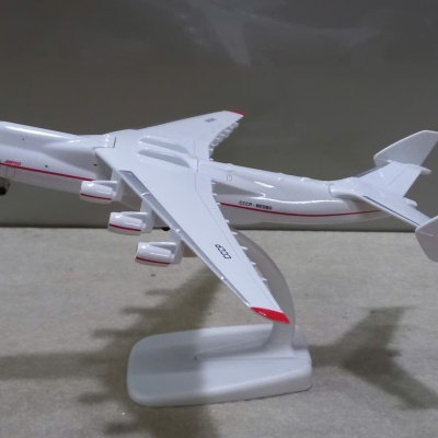 Mô hình máy bay Vận tải An-225 CCCP tỷ lệ 1:400 