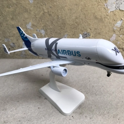 Mô hình máy bay vận tải BELUGA A-330 tỷ lệ 1:350