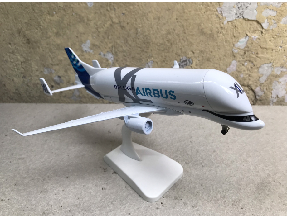 Mô hình máy bay vận tải BELUGA A-330 tỷ lệ 1:350