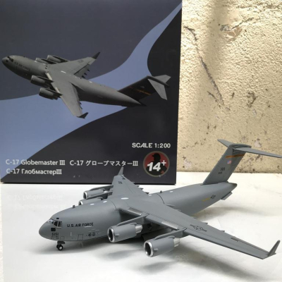 Mô hình Máy bay vận tải C 17 Globemaster III tỷ lệ 1:200