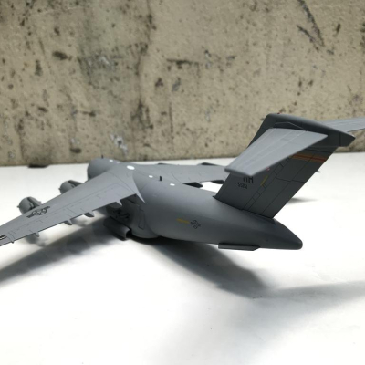 Mô hình Máy bay vận tải C 17 Globemaster III tỷ lệ 1:200