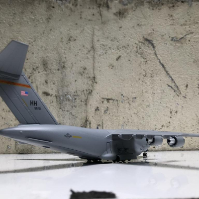 Mô hình Máy bay vận tải C 17 Globemaster III tỷ lệ 1:200