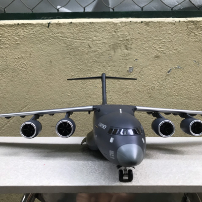 Mô hình máy bay vận tải C-17 Globemaster  tỷ lệ 1:88