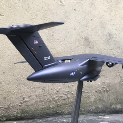 Mô hình máy bay vận tải C-17 Globemaster  tỷ lệ 1:88