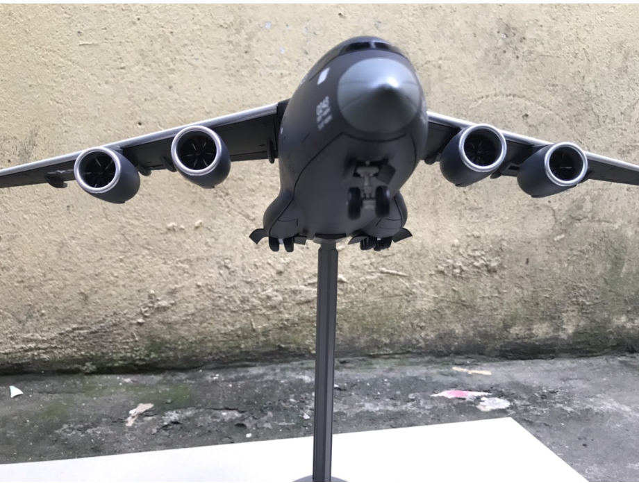 Mô hình máy bay vận tải C-17 Globemaster tỷ lệ 1:88 Mô hình máy bay vận tải C-17 Globemaster tỷ lệ 1:88