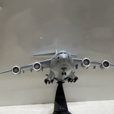 ​Mô hình Máy bay vận tải C-17 U.S AIR FORCE tỷ lệ 1:200