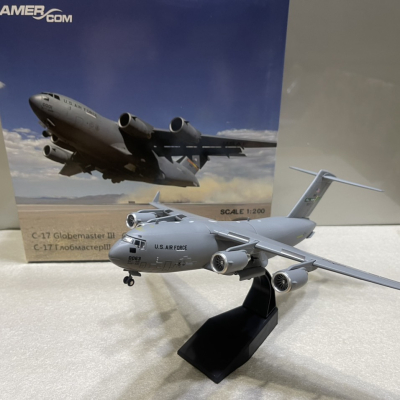 ​Mô hình Máy bay vận tải C-17 U.S AIR FORCE tỷ lệ 1:200