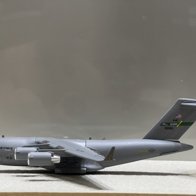 ​Mô hình Máy bay vận tải C-17 U.S AIR FORCE tỷ lệ 1:200