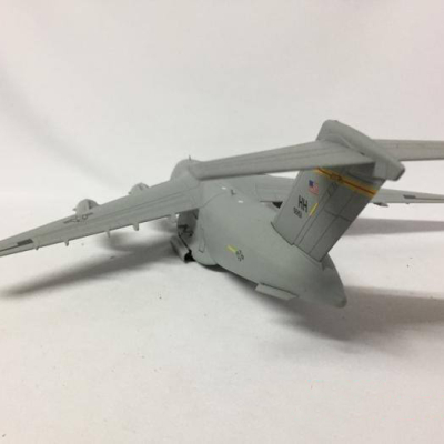 Mô hình Máy bay vận tải C-17 U.S AIR FORCE tỷ lệ 1:200
