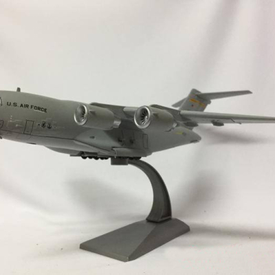 Mô hình Máy bay vận tải C-17 U.S AIR FORCE tỷ lệ 1:200