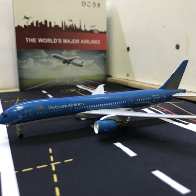 Mô hình máy bay Vietnam Airline 787  tỷ lệ 1:350