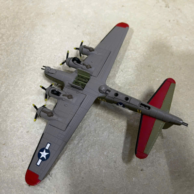 ​Mô hình Pháo Đài bay Boeing B-17 Flying Fortress Tỷ lệ 1:200