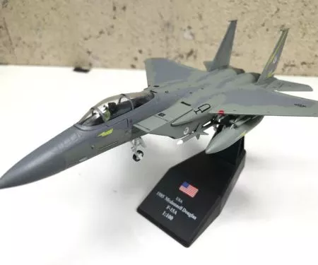 Mô Hình tĩnh Máy bay Tiêm kích Mỹ F15 Eagle tỷ lệ 1:100